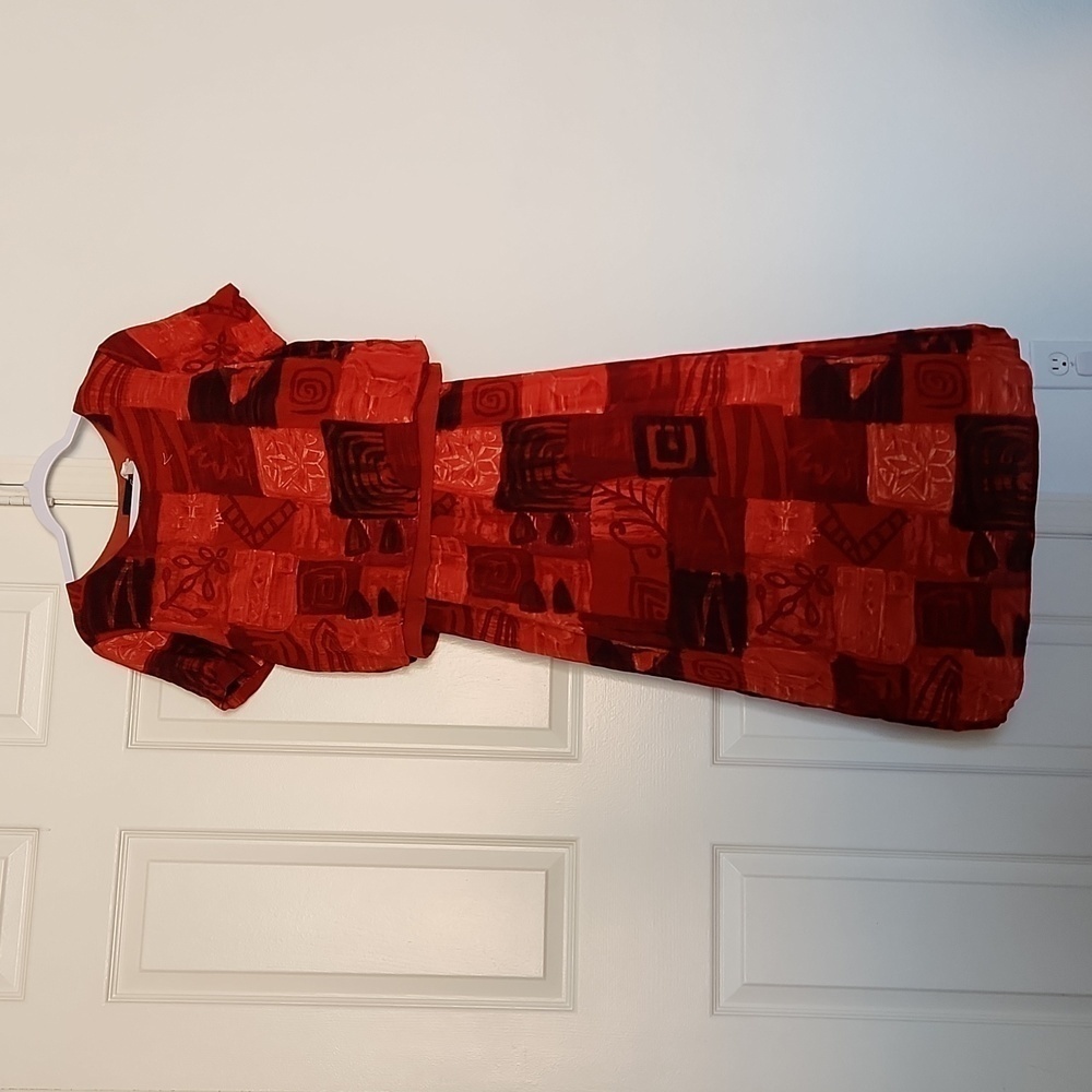 Vintage Benjamin A. Red & Black Fall Tribal Flowy Top Midi Dress. SIZE 14 Petite